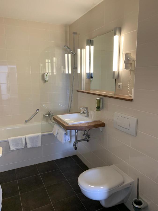 Eisberg Hotel Schwanen Lahr  Luaran gambar