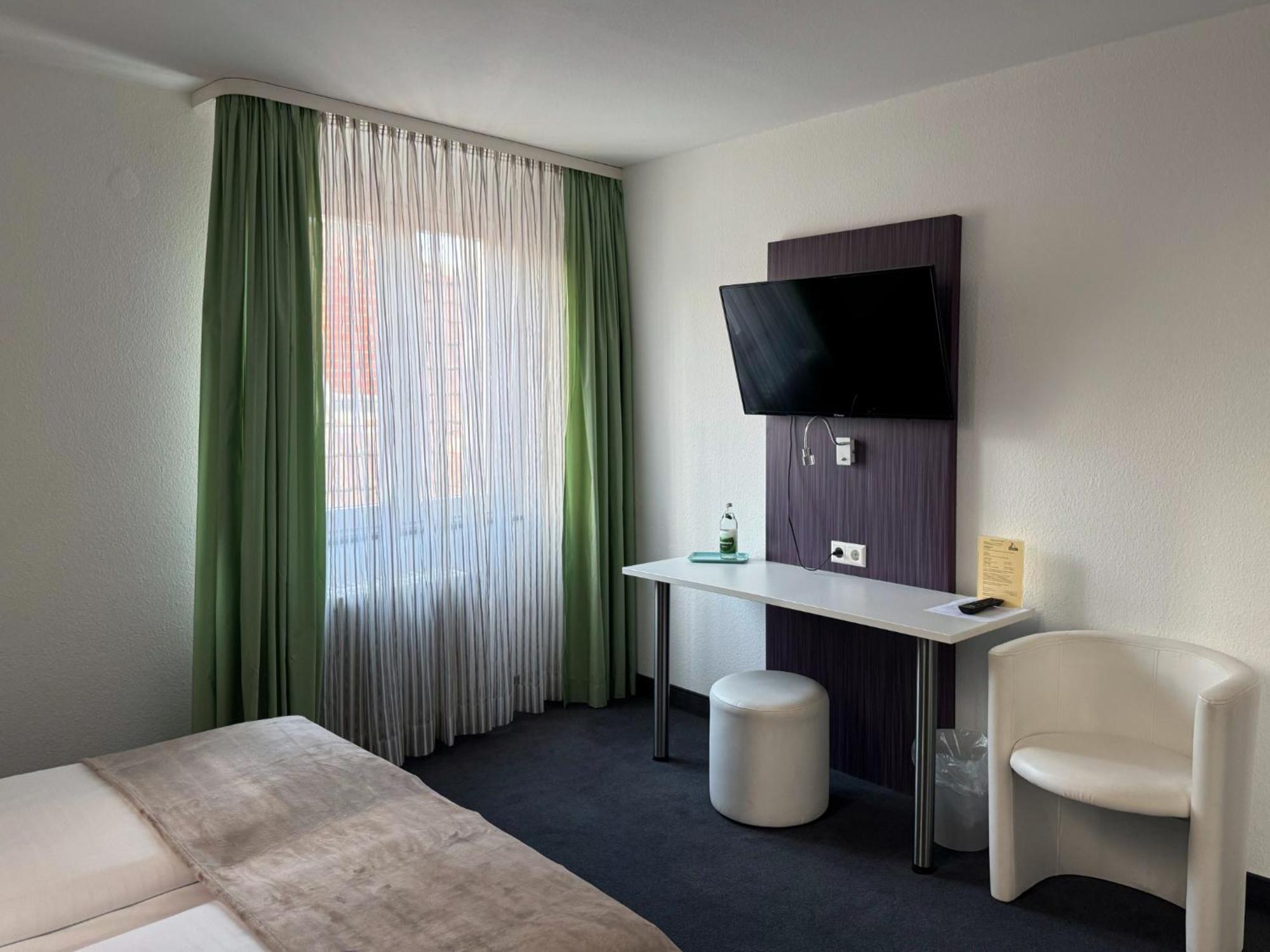 Eisberg Hotel Schwanen Lahr  Luaran gambar