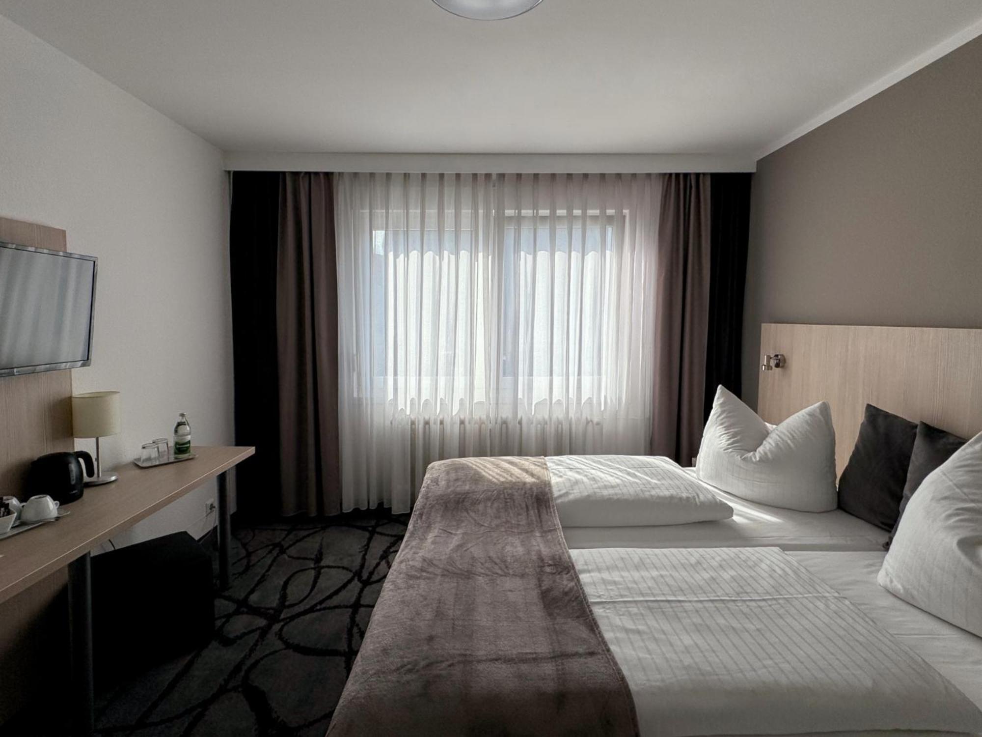 Eisberg Hotel Schwanen Lahr  Luaran gambar