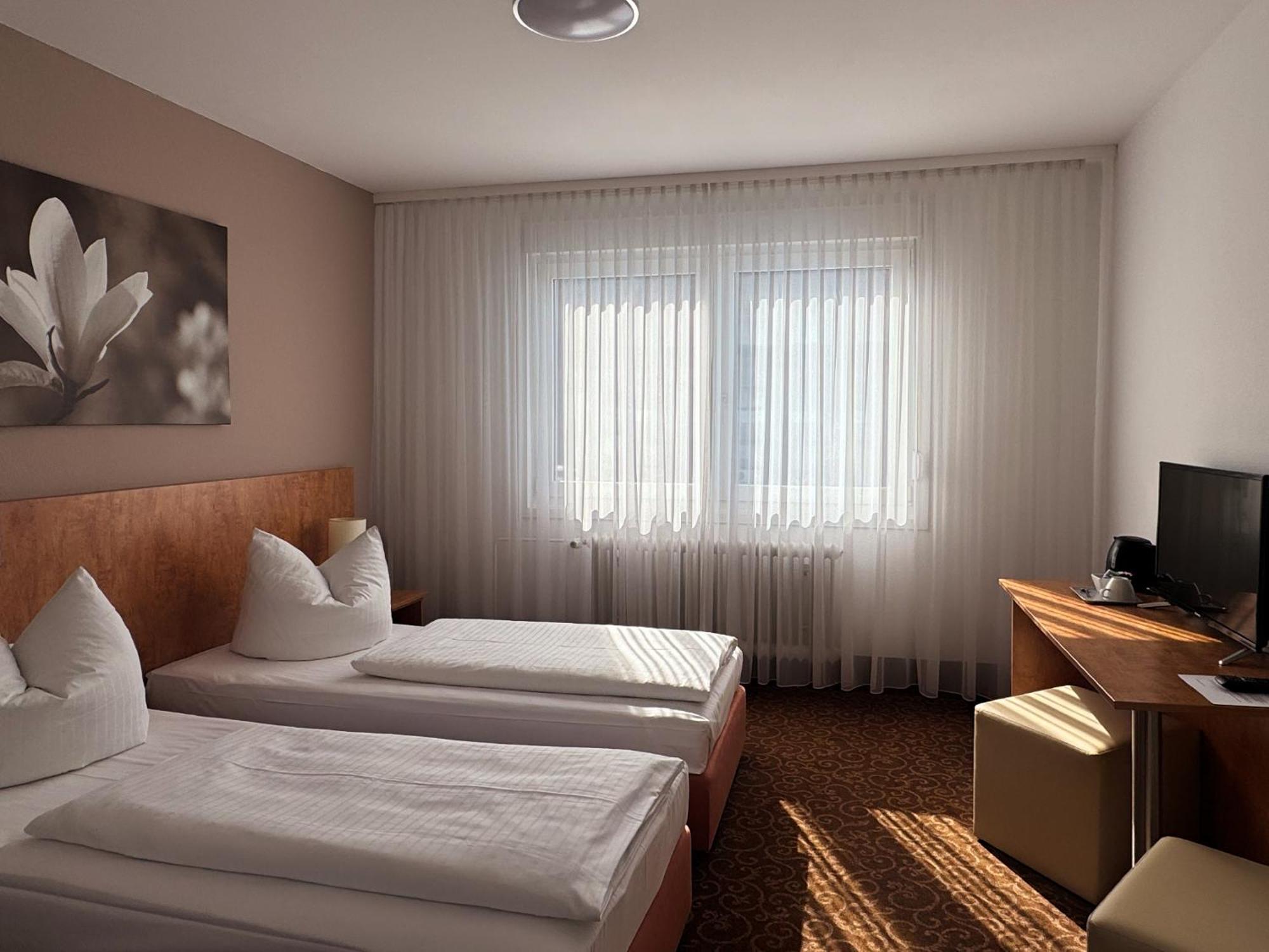 Eisberg Hotel Schwanen Lahr  Luaran gambar